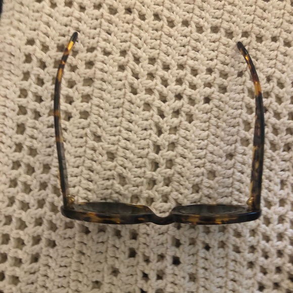 Authentic Vintage Gucci 2410 Sunglasses - Tortoise Shell - Picture 5 of 7